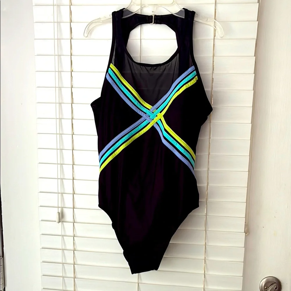 Miraclesuit Swimsuit One Piece Plus SZ 14 Black